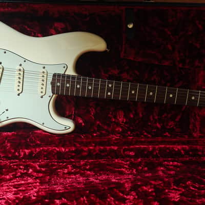 Fender American Original '60s Stratocaster with Rosewood Fretboard 2018 - 2022 - Olympic White image 3