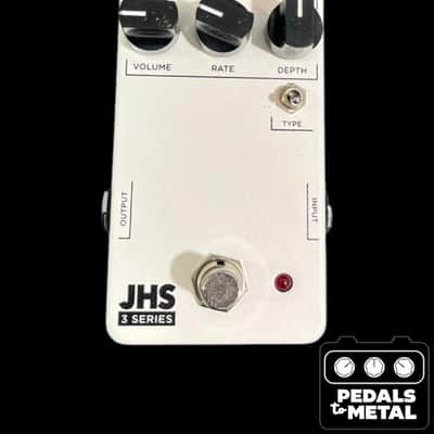 JHS 3 Series Harmonic Trem 2022 - Present - White - X22024 image 2