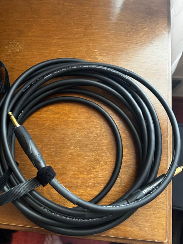 Mogami Platinum Guitar-20 1/4" TS to 1/4" TS - 20' 2010s - Standard image 1