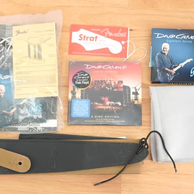 Fender Custom Shop David Gilmour Stratocaster Relic Black image 13