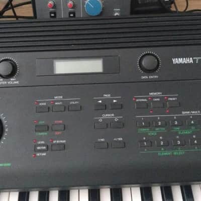 Yamaha TG33 Tone Generator 1990 - Black