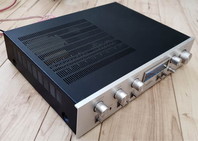 Rare Vintage Pioneer SA-710 Integrated Amplifier 65 wpc Fluoroscan