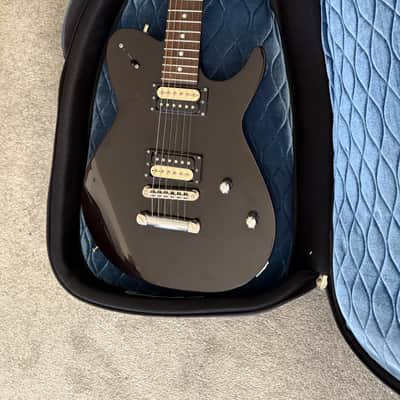 b3 (Gene Baker) a Prototype of Custom ordered b3 guitar -  Model: L.A., made in 2010 - Ox Blood - Blend Les Paul Strat Tele Features image 10