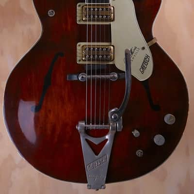 Gretsch G6122 Country Gentleman Electric Guitar in Walnut, 1967 Model image 1