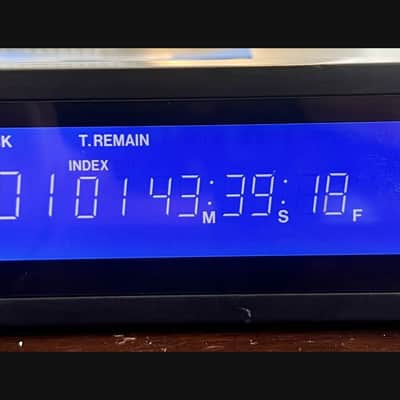 Tascam CD-500B Professional CD Player – Balanced XLR Outputs image 3