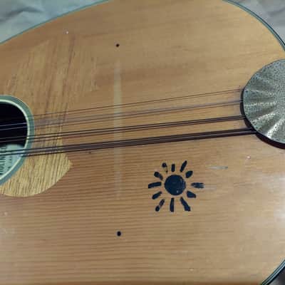 Suzuki Mandolin Model 601, Japan, 1970, Good condition, needs re-gluing image 15