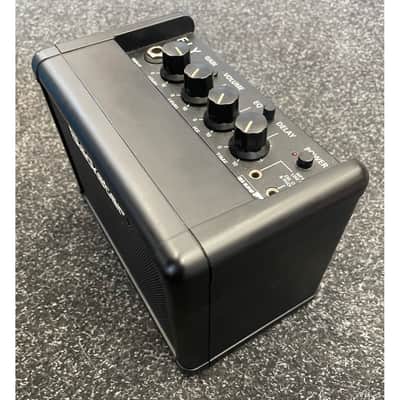 Blackstar Fly 3 Mini Portable Guitar Amplifier in Black Pre-Owned image 5