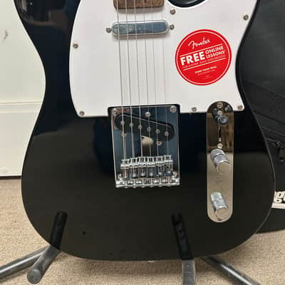 Squier Bullet Telecaster Electric Guitar w/Laurel Fretboard - Black image 2