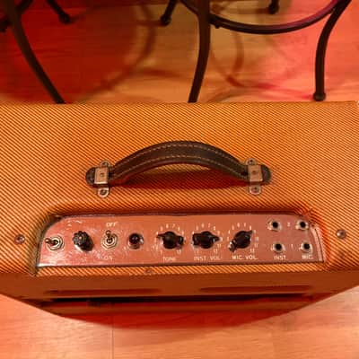 1956 Fender Deluxe 5E3 Narrow Panel 15-Watt 1x12" Guitar Combo- Tweed image 8