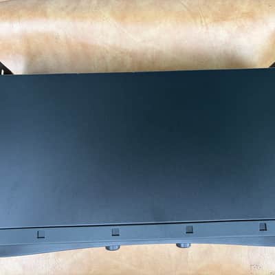 Crown XLS 2502 2-Channel 775w Power Amplifier 2010s - Black image 3