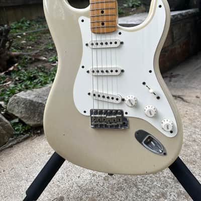 2002 Fender Custom Shop 1956 Stratocaster Relic - Desert Sand image 3