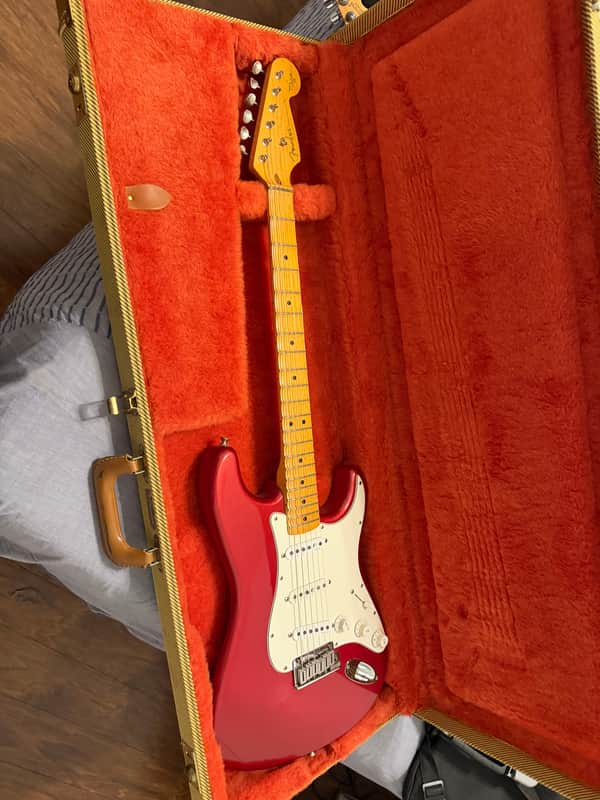 Fender Yngwie Malmsteen Artist Series Signature Stratocaster with Rosewood Fretboard