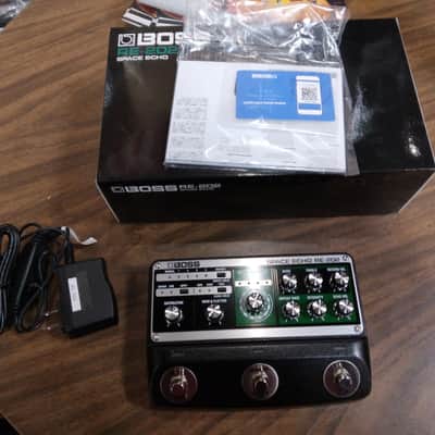 Boss RE-202 Space Echo 2022 - Present - Black / Green image 1