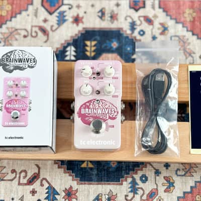TC Electronic Brainwaves Pitch Shifter Pink image 6
