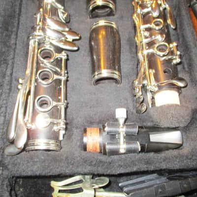 Yamaha YCL-450N Intermediate Bb Clarinet with Nickel-Plated Keys 2015s - Black image 4