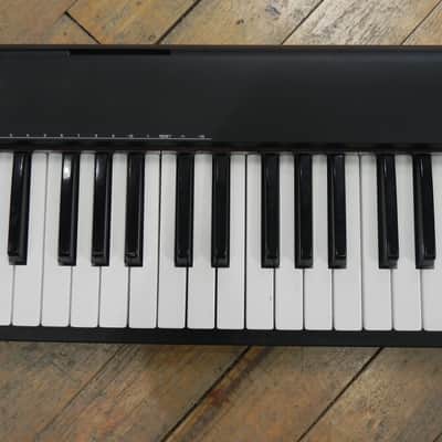Yamaha NP-30 2015-present - Black image 5