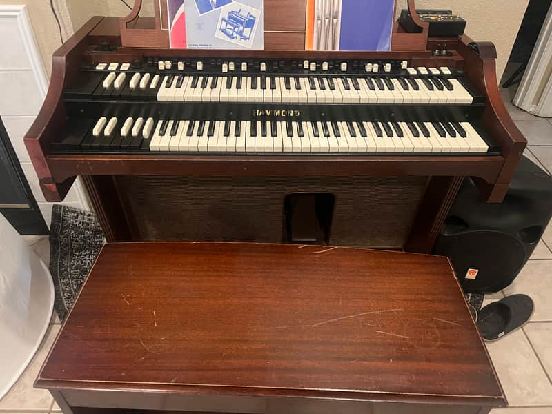 Hammond A-100 Series Organ. READ Description image 1
