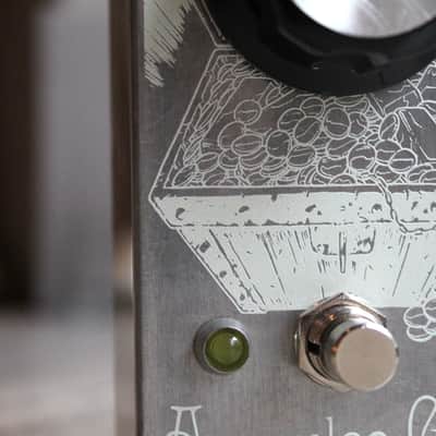 EarthQuacker Devices "Acapulco Gold Limited V2 Cream Aluminium" SPECIAL RUN!!!!!!! image 11