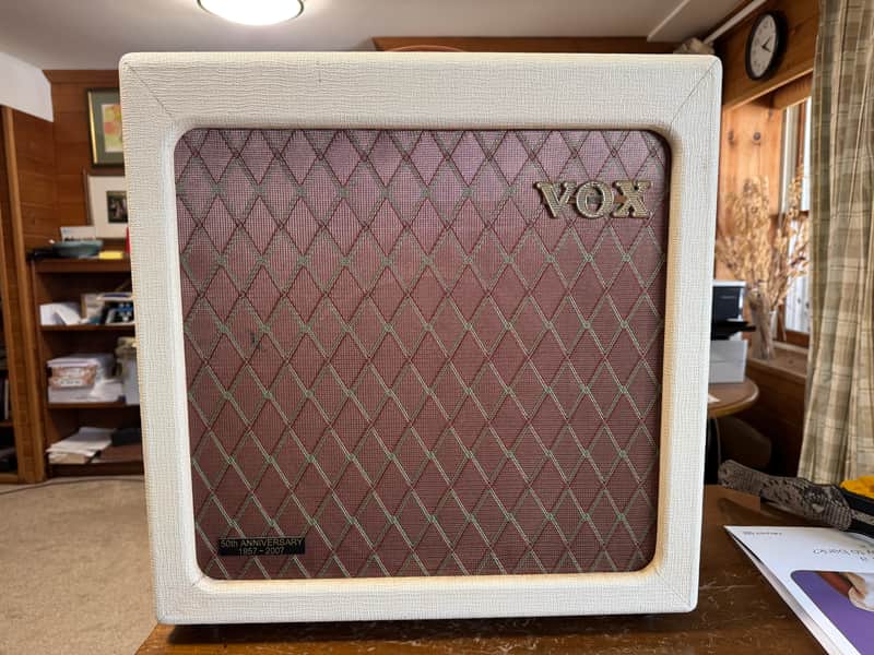 Vox AC15H1TV 50th Anniversary Hand-Wired Heritage Collection 15
