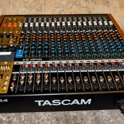 TASCAM Model 24 Multitrack Recorder / Mixer / USB Interface 2018 - Present Black with Wood Cheeks image 9