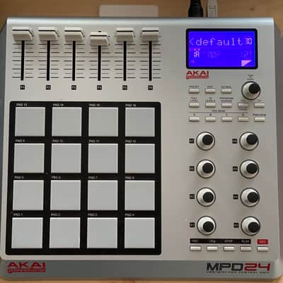 Akai Akai MPD 24 20s - 16 pads midi controller in and out with usb image 3