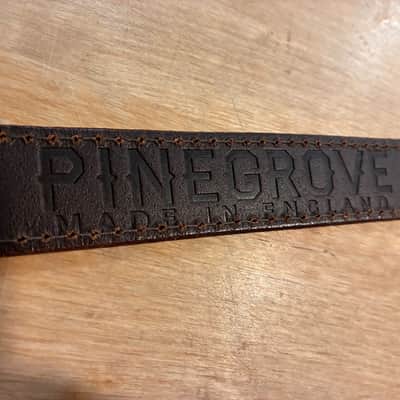 Pinegrove Leather GS55 1 1/8" (30mm) Leather Strap with endpin jack adaptor image 4