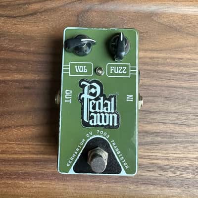 PEDAL PAWN - CV7003 Germanium Fuzz Pedal - Olive Green #519 image 1