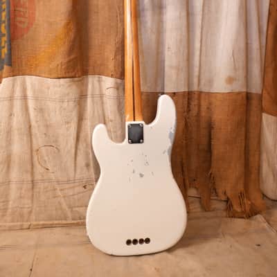 Fender Precision Bass 1952 - White - Refin image 7