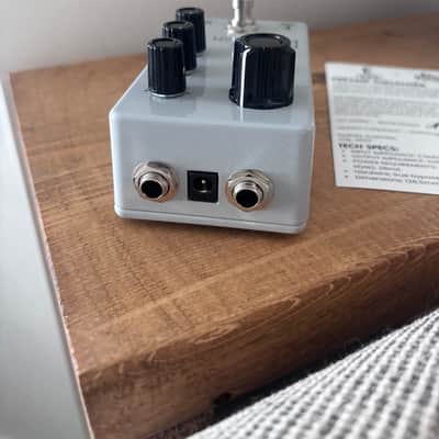 Earthling Designs / Bondi Effects Preamp Equaliser image 6