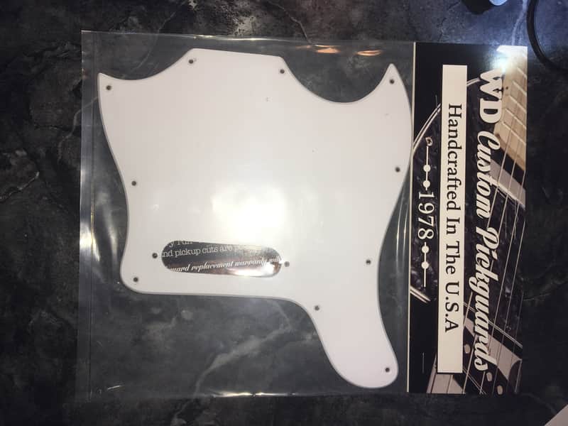 Gibson Melody Maker SG Style White Pickguard 1968-1982 1 Pickup image 1