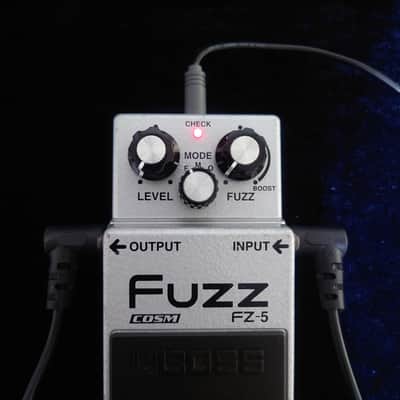 BOSS FZ-5 Fuzz Guitar Effects Pedal Tested Working Made in Taiwan image 3