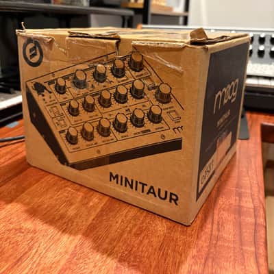 Moog Minitaur image 4