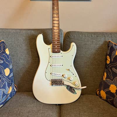 Suhr Classic S Antique SSS with Rosewood Fretboard 2018 - Present - Olympic White image 1