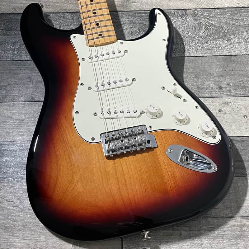 2017 Fender Stratocaster MIM - Sunburst image 1