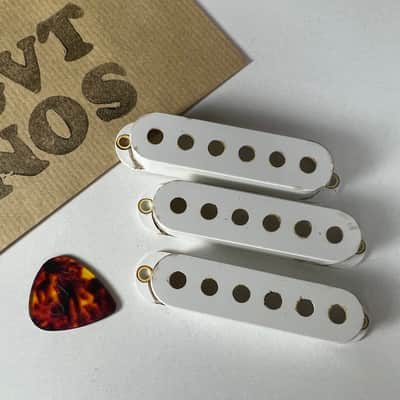 General Vintage Tone  1958 / 1959 True Vintage Stratocaster pickup covers “ hips “ Aged White  Aged image 7