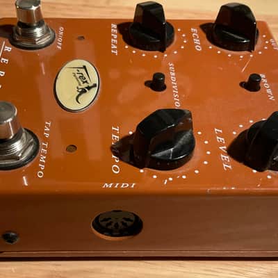 T-rex Replica Delay pedal early dyno logo image 3