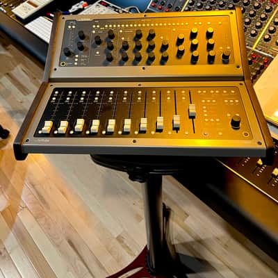 Softube Console 1 and Fader Controller DAW 2024 - Present - Black image 4