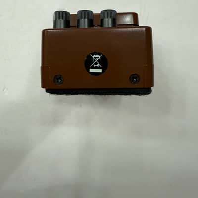 Behringer AM100 Acoustic Modeler Simulator Guitar Effect Pedal image 5