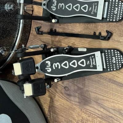 DW DWe 6 piece drum set 2024 - Black Galaxy image 14