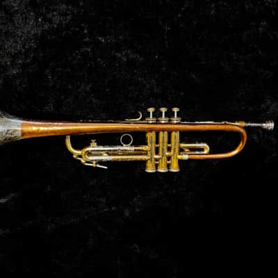 Holton 608 Super Collegiate 1958 - (Courtois-style external top-sprung pistons) Bi-metal bell with red brass stem and nickel flare and yellow brass body with nickel accents image 5