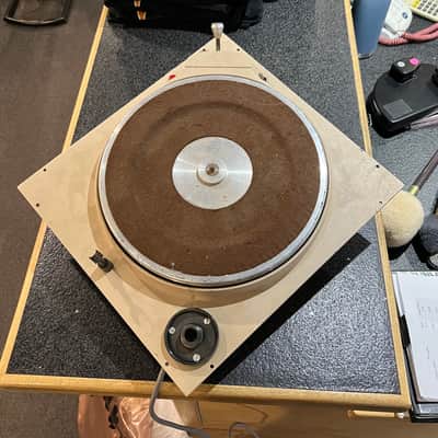 Vintage Russco Turntable (Not Working) image 2