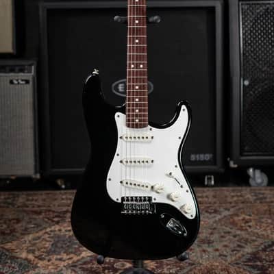 Fender MIM Stratocaster Electric Guitar - Black with Gig Bag - Used image 4