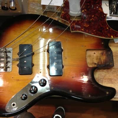 1959 Fender Jazz Bass Prototype - Appeared on the book 'The Fender Bass' by Klaus Blasquiz image 11