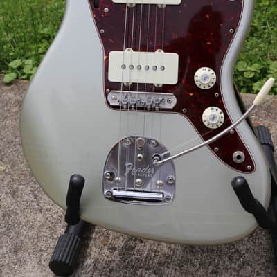 Fender American Vintage "Thin Skin" '65 Jazzmaster 2016 - 2018 - Inca Silver image 3