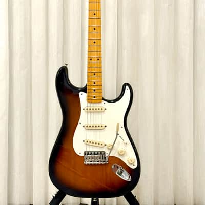 Fender Eric Johnson Signature '54 "Virginia" Stratocaster 2020 - Present - 2-Color Sunburst image 1