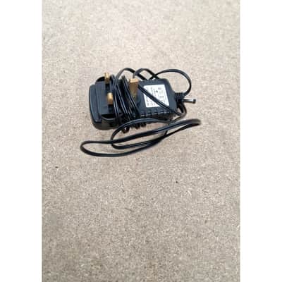 Boss GT-100 - Multi-Effects Pedals - Excellent w/ Soft Case & power supply image 4