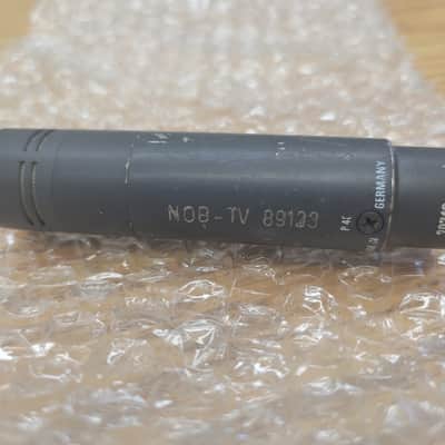 Neumann KM140 (KM100 with AK40 cardioid capsule) 1990s Matte image 2