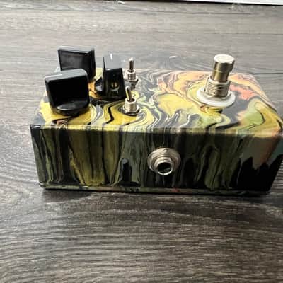 Rockbox Boiling Point 2010 limited hand painted image 4