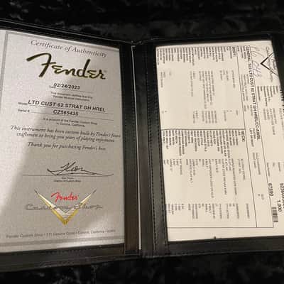 Fender Custom Shop Limited Edition 1962 Stratocaster Heavy Relic Chocolate 3TS image 4