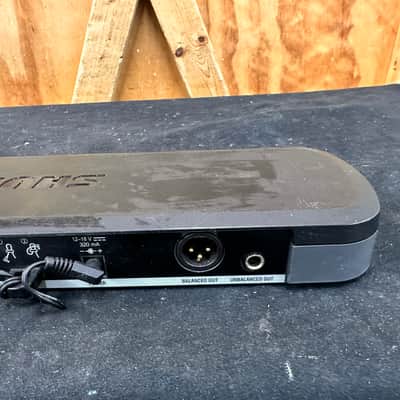 Shure PG88 H7 Dual Wireless Dual Channel Receiver 536-548 w/Power Supply image 3